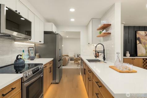 1039 NE 113th Street Seattle WA 98125