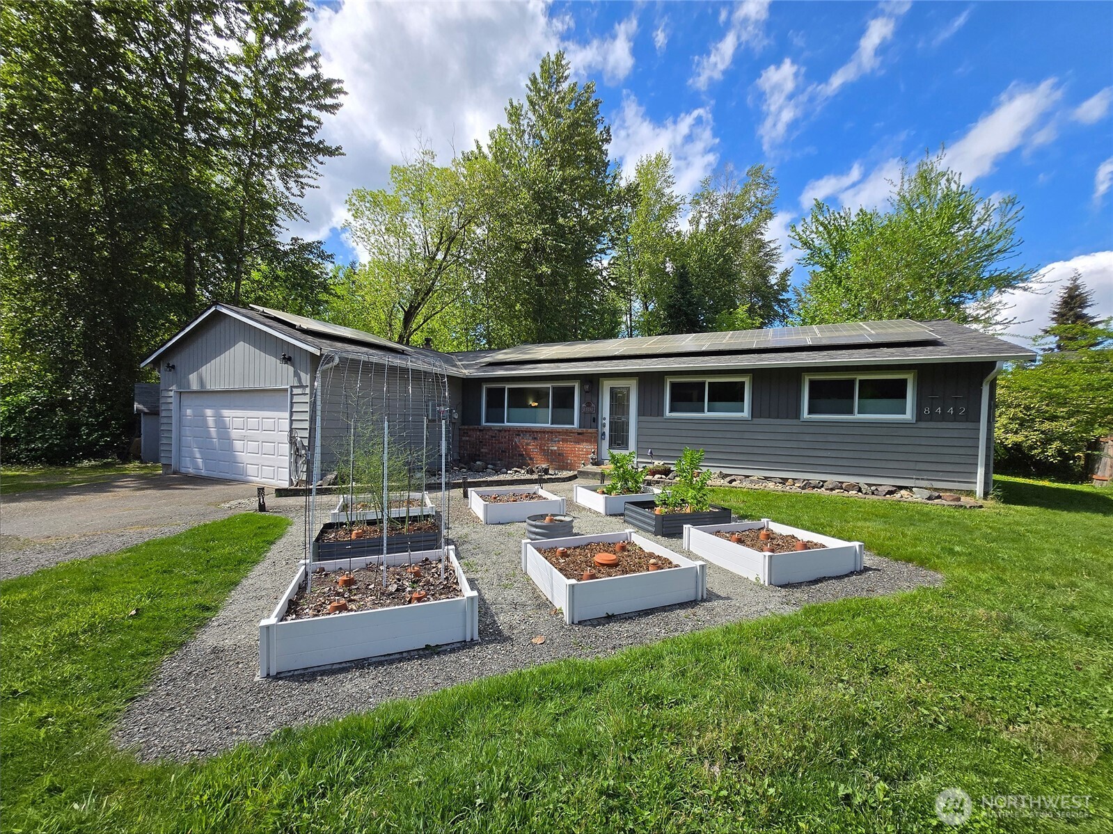 8442 NE 141st Street Kirkland WA 98034