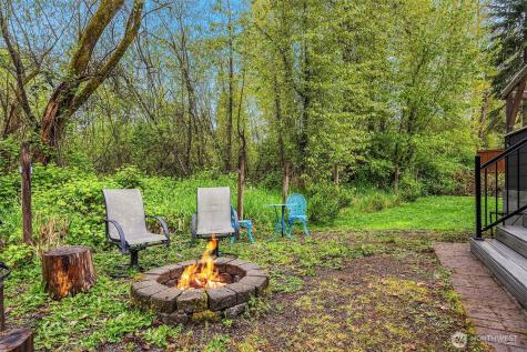8442 NE 141st Street Kirkland WA 98034