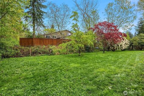 8442 NE 141st Street Kirkland WA 98034
