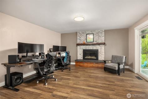8442 NE 141st Street Kirkland WA 98034