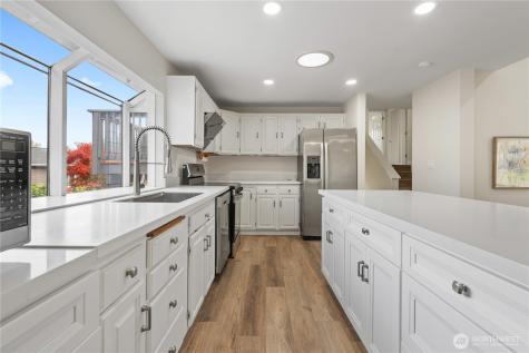 15414 SE 17th Street Bellevue WA 98007