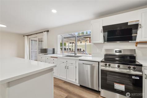 15414 SE 17th Street Bellevue WA 98007