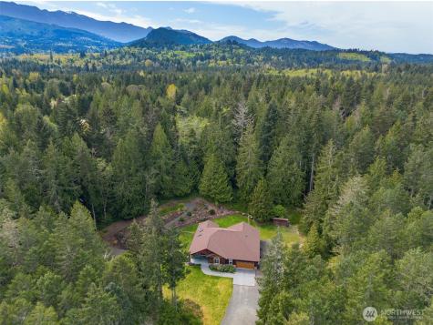 106 Leda Lane Port Angeles WA 98363
