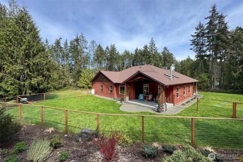 106 Leda Lane Port Angeles WA 98363