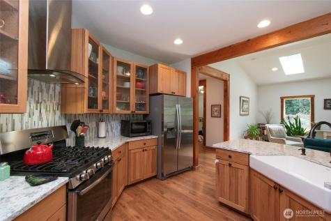 106 Leda Lane Port Angeles WA 98363