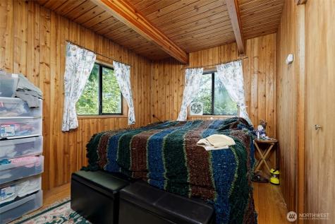 2070 W Cushman Ridge Drive Hoodsport WA 98548
