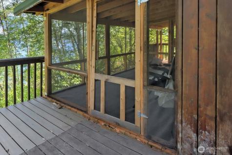 2070 W Cushman Ridge Drive Hoodsport WA 98548