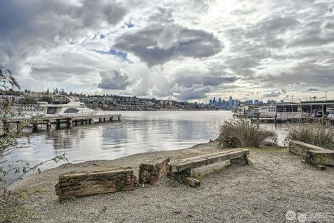 2309 N Northlake Way Seattle WA 98103