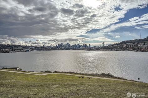 2309 N Northlake Way Seattle WA 98103