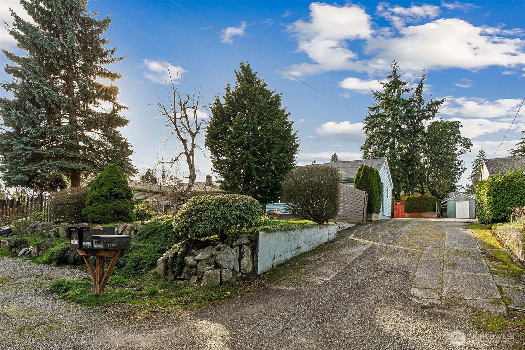 12413 2nd Avenue S Seattle WA 98168