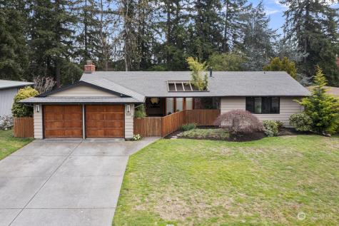 828 172nd Avenue Ne Bellevue WA 98008