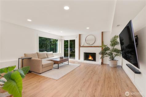21810 NE 16th Street Sammamish WA 98074