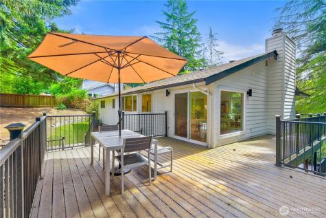 21810 NE 16th Street Sammamish WA 98074