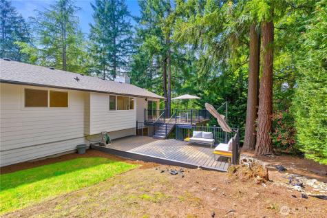 21810 NE 16th Street Sammamish WA 98074