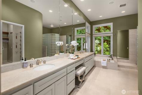 16915 226th Avenue NE Woodinville WA 98077