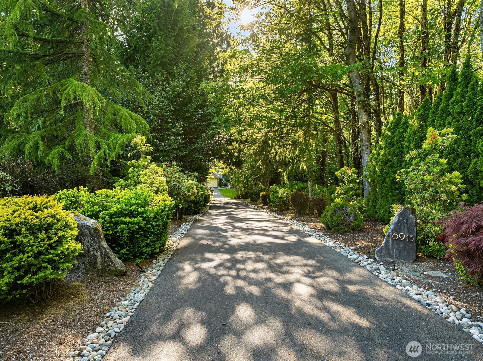 16915 226th Avenue NE Woodinville WA 98077