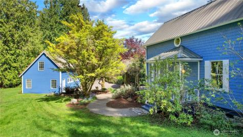 10472 NE Sunrise Bluff Lane Bainbridge Island WA 98110