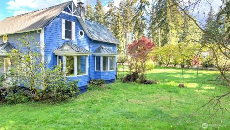 10472 NE Sunrise Bluff Lane Bainbridge Island WA 98110