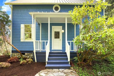 10472 NE Sunrise Bluff Lane Bainbridge Island WA 98110
