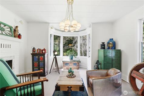 10472 NE Sunrise Bluff Lane Bainbridge Island WA 98110