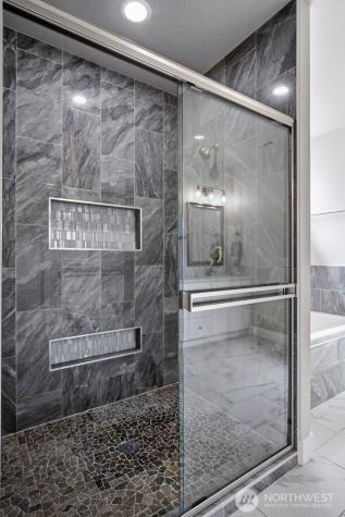 1075 Klamath Court Richland WA 99352