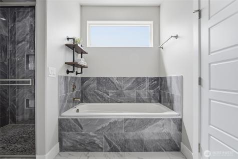 1075 Klamath Court Richland WA 99352