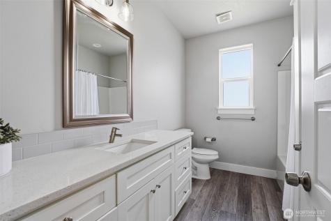 1075 Klamath Court Richland WA 99352
