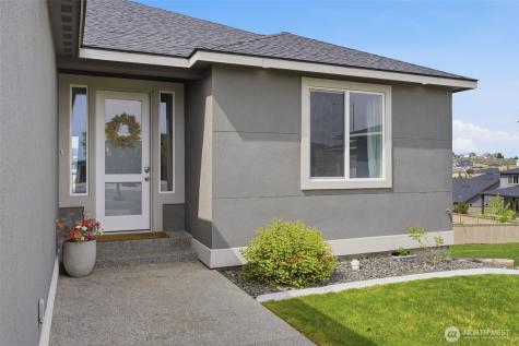 1075 Klamath Court Richland WA 99352