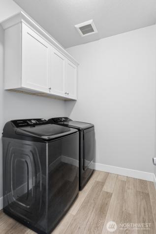 1075 Klamath Court Richland WA 99352