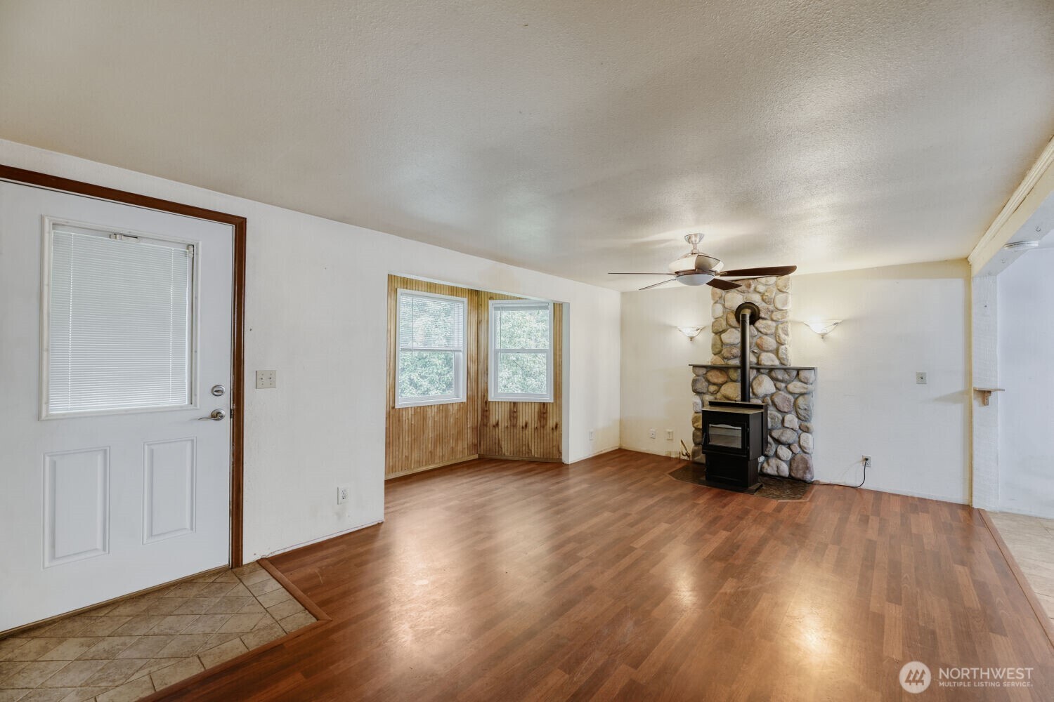 5703 318th Avenue NE Carnation WA 98014