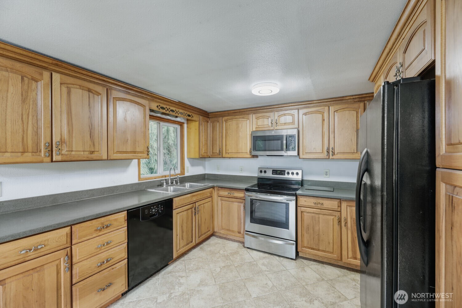 5703 318th Avenue NE Carnation WA 98014