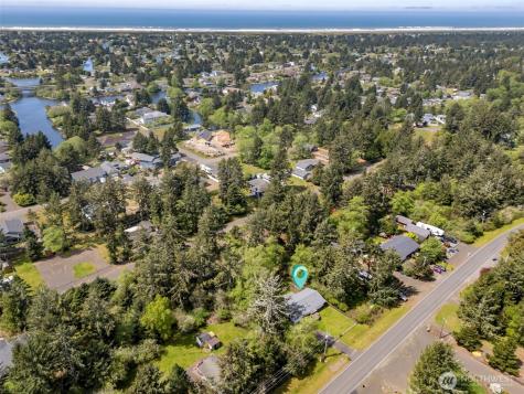 655 Mt Olympus Avenue SE Ocean Shores WA 98569