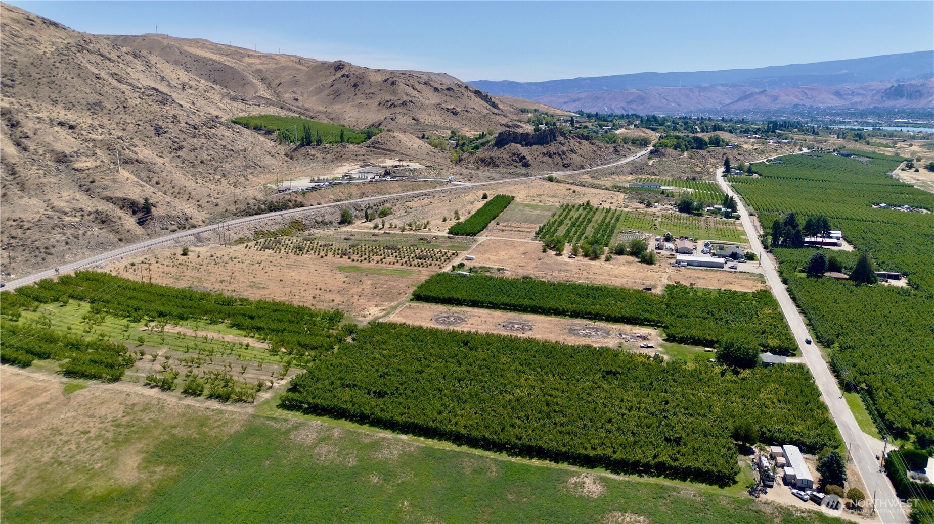 4477 NW Cascade Avenue East Wenatchee WA 98802
