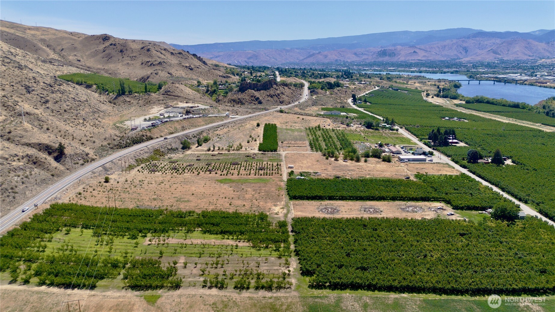 4477 NW Cascade Avenue East Wenatchee WA 98802