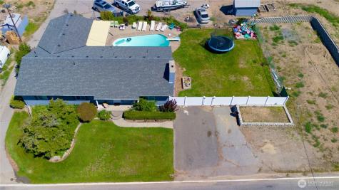 4477 NW Cascade Avenue East Wenatchee WA 98802