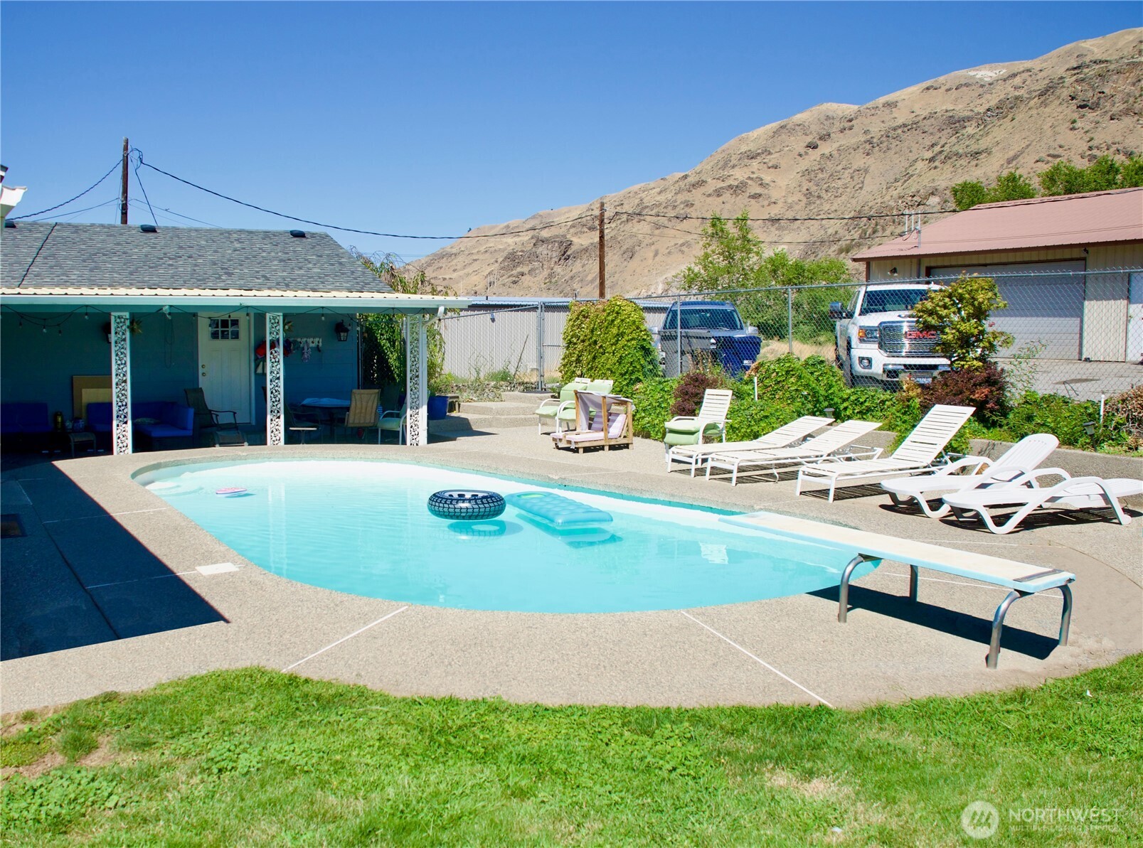 4477 NW Cascade Avenue East Wenatchee WA 98802