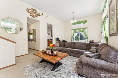 29854 30th Avenue S Federal Way WA 98003