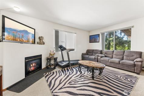 29854 30th Avenue S Federal Way WA 98003
