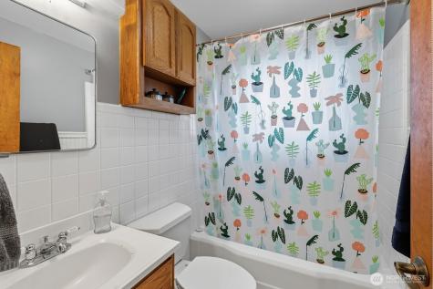 1492 SW Kelly Avenue Chehalis WA 98532