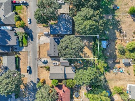 1492 SW Kelly Avenue Chehalis WA 98532