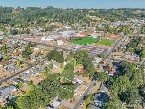 1492 SW Kelly Avenue Chehalis WA 98532