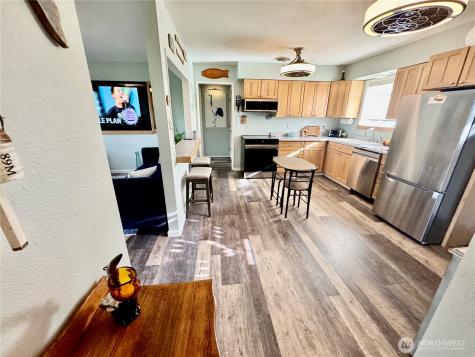 333 Canal Drive NE Ocean Shores WA 98569