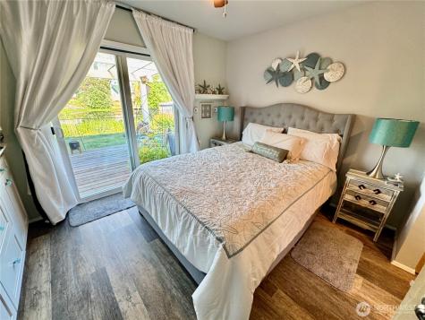 333 Canal Drive NE Ocean Shores WA 98569
