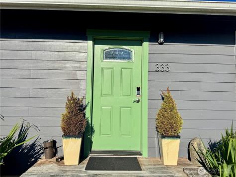 333 Canal Drive NE Ocean Shores WA 98569