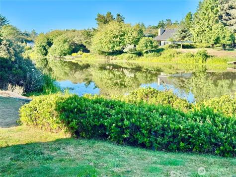 333 Canal Drive NE Ocean Shores WA 98569