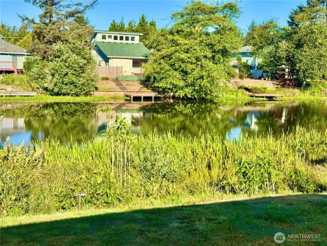 333 Canal Drive NE Ocean Shores WA 98569