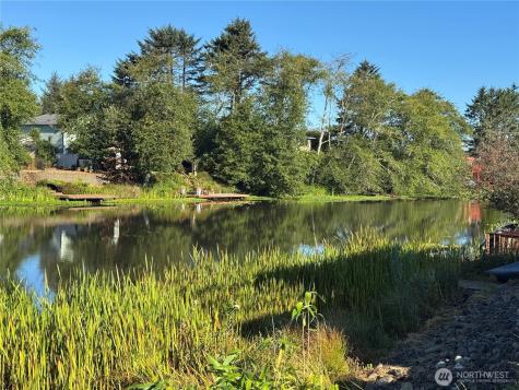 333 Canal Drive NE Ocean Shores WA 98569