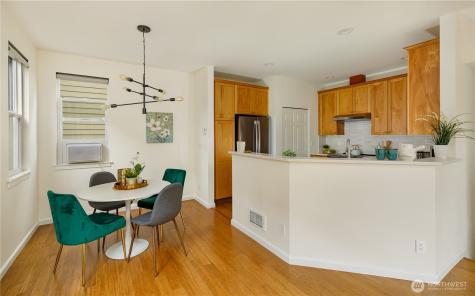 346 Wyatt Way NE Bainbridge Island WA 98110