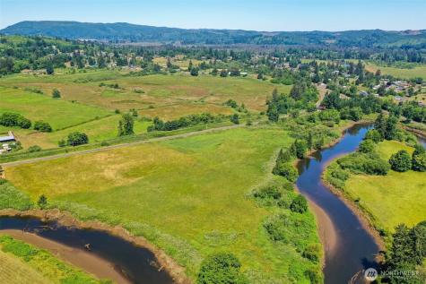 2001 Heckard Road Raymond WA 98577